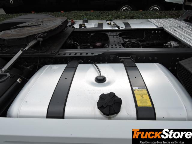 Mercedes-Benz Actros 1845 LS - Cap tractor: Foto 2 Mercedes-Benz Actros 1845 LS - Cap tractor: Foto 2