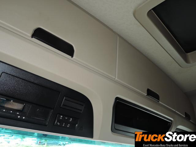 Mercedes-Benz Actros 1845 LS - Cap tractor: Foto 2 Mercedes-Benz Actros 1845 LS - Cap tractor: Foto 2