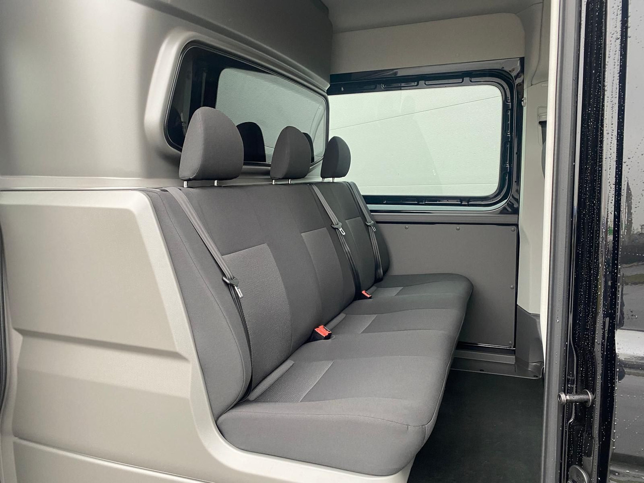 Dubă, Autoutilitară cabină dublă MAN TGE 3.160 L3H3 MIXTO RWD LED ACC RWD SHZ STANDH: Foto 10 Dubă, Autoutilitară cabină dublă MAN TGE 3.160 L3H3 MIXTO RWD LED ACC RWD SHZ STANDH: Foto 10