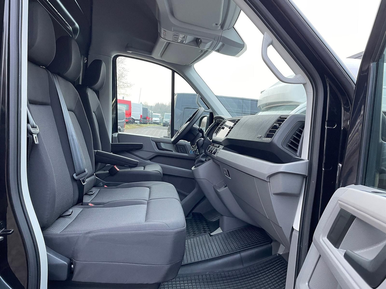 Dubă, Autoutilitară cabină dublă MAN TGE 3.160 L3H3 MIXTO RWD LED ACC RWD SHZ STANDH: Foto 16 Dubă, Autoutilitară cabină dublă MAN TGE 3.160 L3H3 MIXTO RWD LED ACC RWD SHZ STANDH: Foto 16