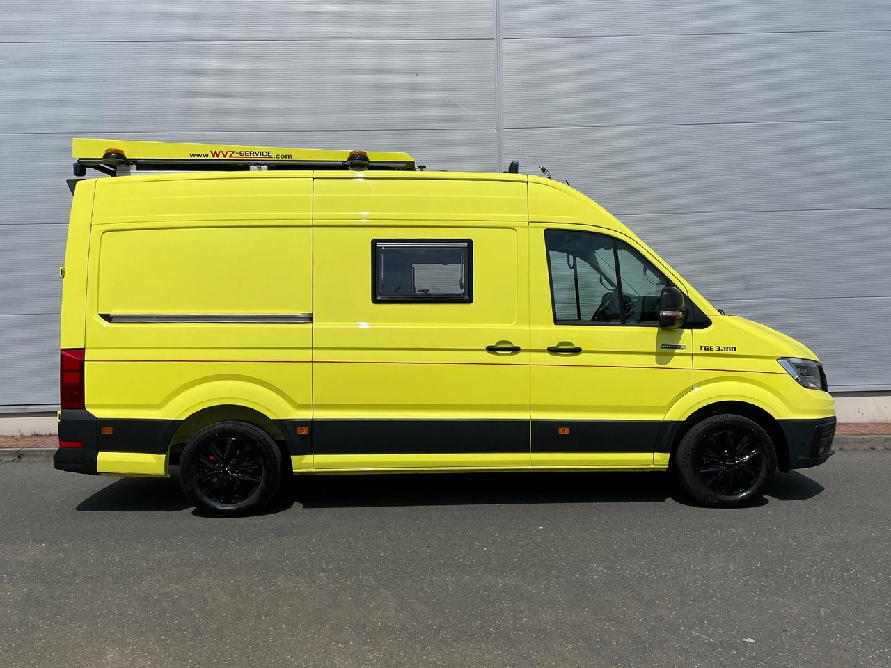 MAN TGE 3.180 L3H3 IndividualS BF3 + BEGLEITFAHRZEUG - Dubă: Foto 5 MAN TGE 3.180 L3H3 IndividualS BF3 + BEGLEITFAHRZEUG - Dubă: Foto 5