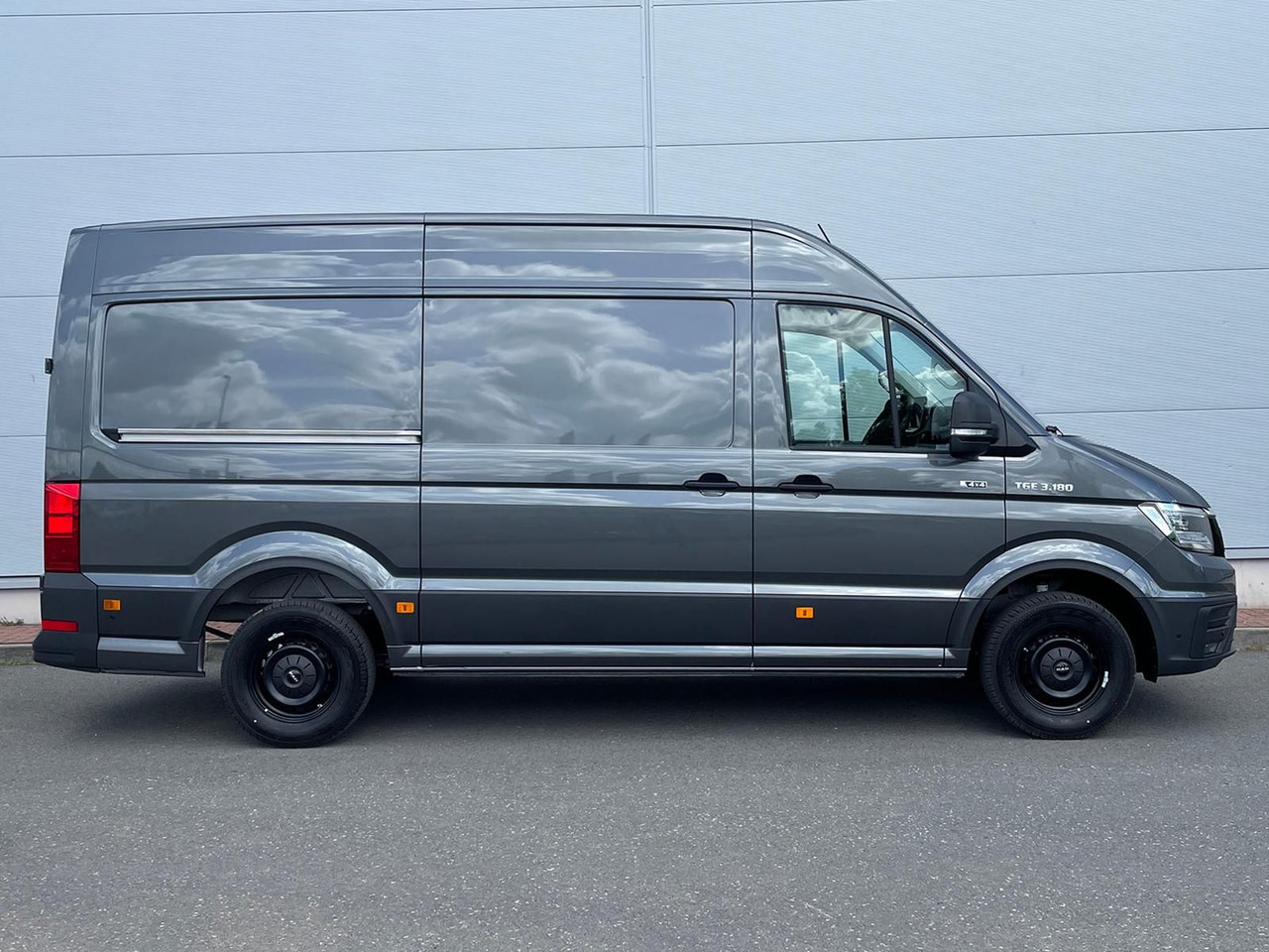 MAN TGE 3.180 L3H3 Kasten 4x4 CAMPER AHK ACC LED NAV - Dubă: Foto 5 MAN TGE 3.180 L3H3 Kasten 4x4 CAMPER AHK ACC LED NAV - Dubă: Foto 5