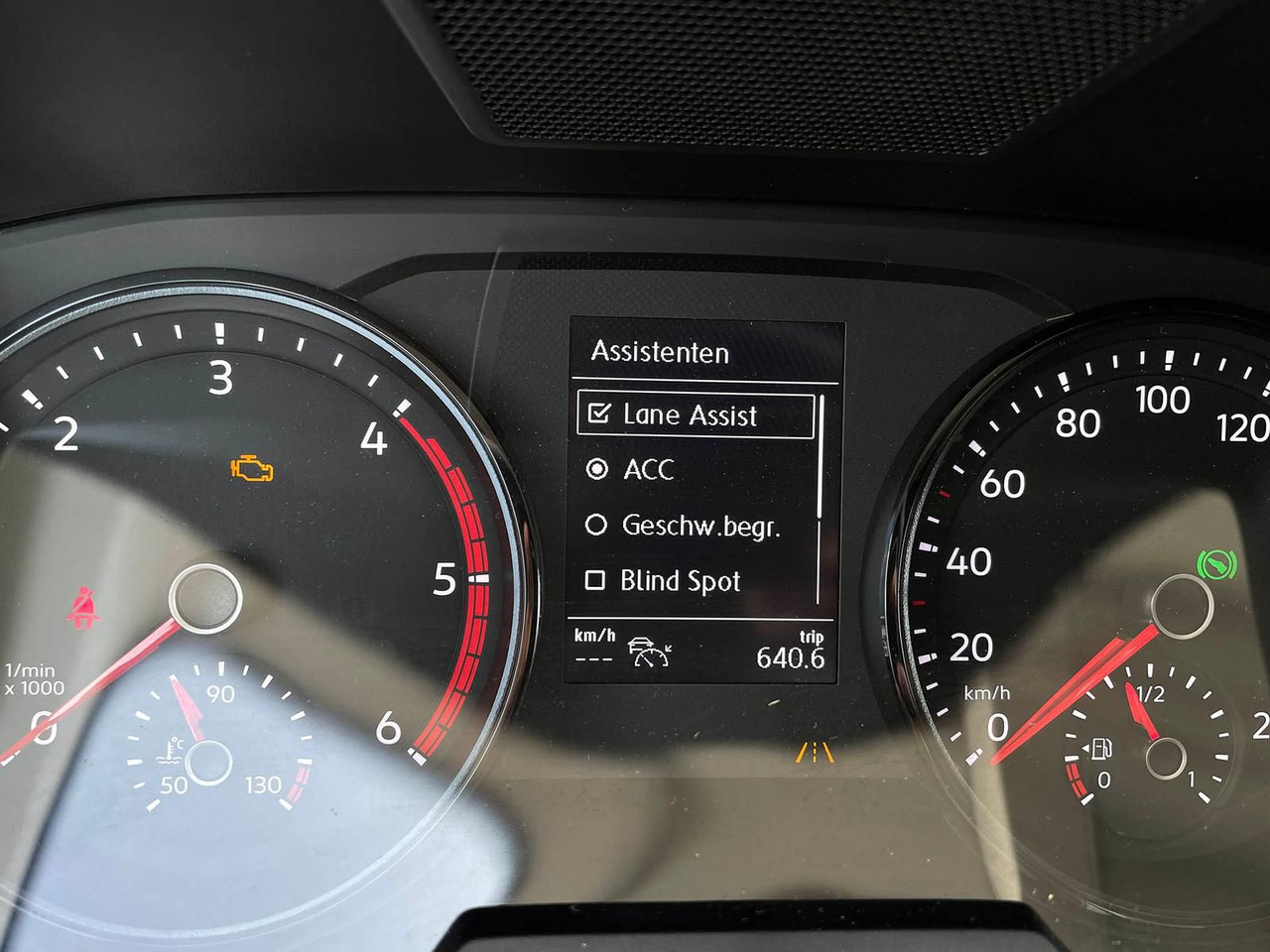 Dubă, Autoutilitară cabină dublă MAN TGE 3.180 L4H3 MIXTO 4x4 Autom LED ACC AHK: Foto 16 Dubă, Autoutilitară cabină dublă MAN TGE 3.180 L4H3 MIXTO 4x4 Autom LED ACC AHK: Foto 16