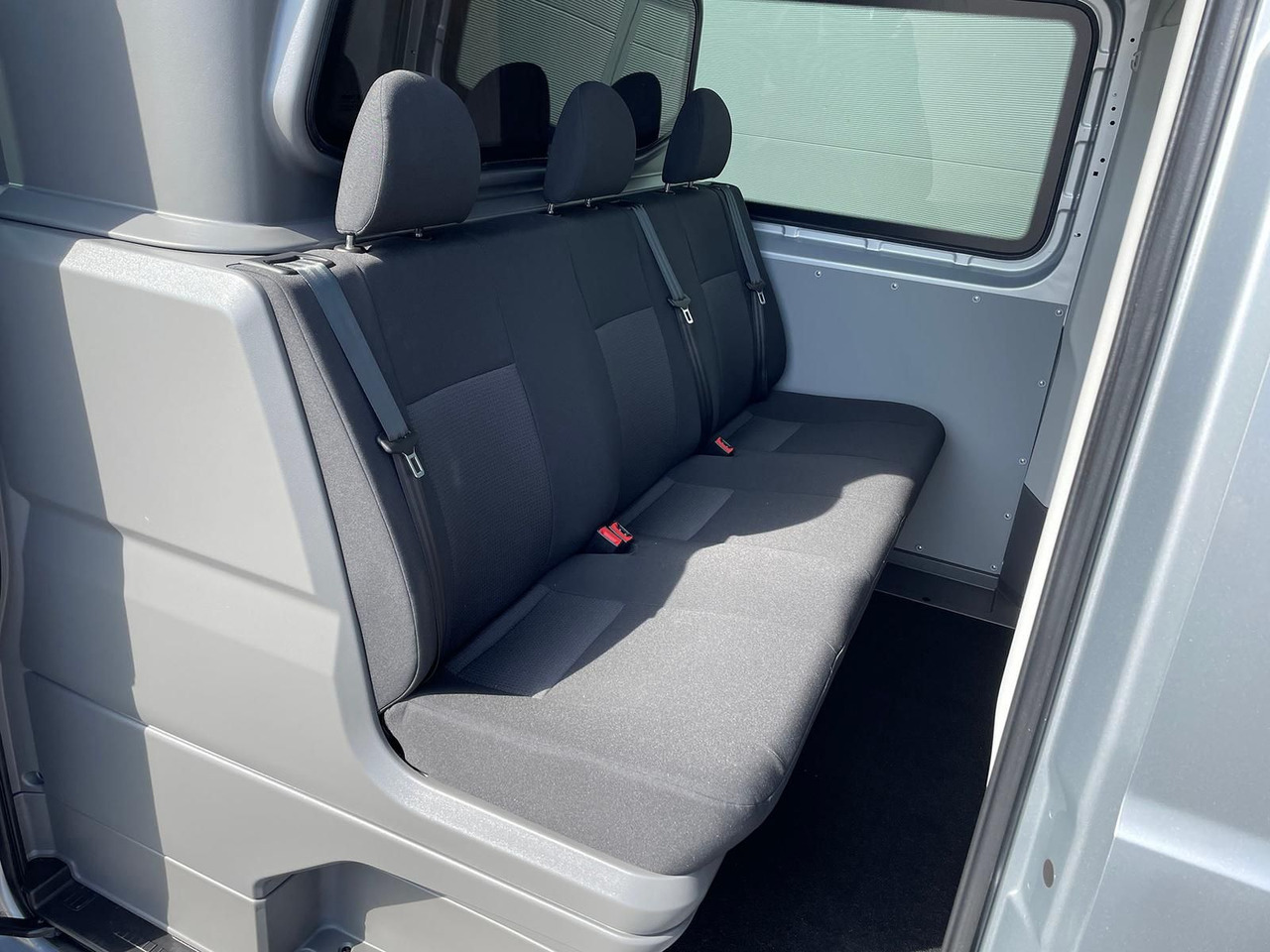 Dubă, Autoutilitară cabină dublă MAN TGE 3.180 L4H3 MIXTO 4x4 Autom LED ACC AHK: Foto 10 Dubă, Autoutilitară cabină dublă MAN TGE 3.180 L4H3 MIXTO 4x4 Autom LED ACC AHK: Foto 10