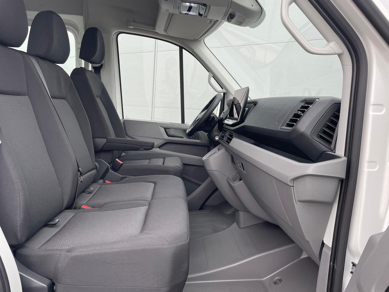 Automobil MAN TGE 3.180 L4H3 MIXTO 4x4 Autom STANDH LED KAMERA: Foto 16 Automobil MAN TGE 3.180 L4H3 MIXTO 4x4 Autom STANDH LED KAMERA: Foto 16