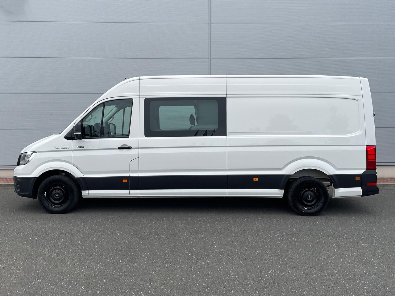 Dubă, Autoutilitară cabină dublă MAN TGE 3.180 L4H3 MIXTO 4x4 Autom STANDH LED KAMERA: Foto 6 Dubă, Autoutilitară cabină dublă MAN TGE 3.180 L4H3 MIXTO 4x4 Autom STANDH LED KAMERA: Foto 6