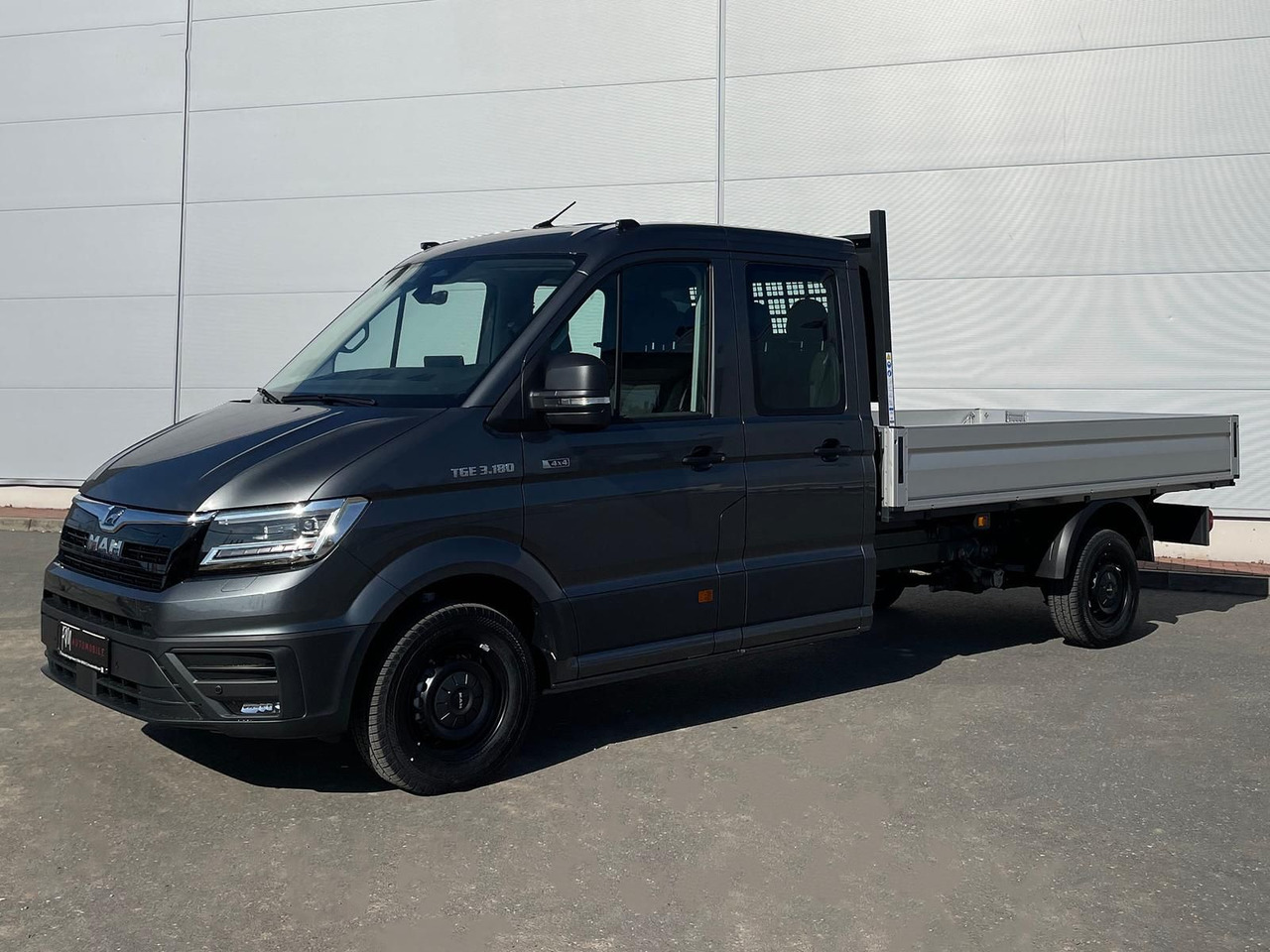 MAN TGE 3.180 Pritsche DOKA LR 4x4 ACC LED DIFF-SPER - Autoutilitară cu platformă, Autoutilitară cabină dublă: Foto 1 MAN TGE 3.180 Pritsche DOKA LR 4x4 ACC LED DIFF-SPER - Autoutilitară cu platformă, Autoutilitară cabină dublă: Foto 1