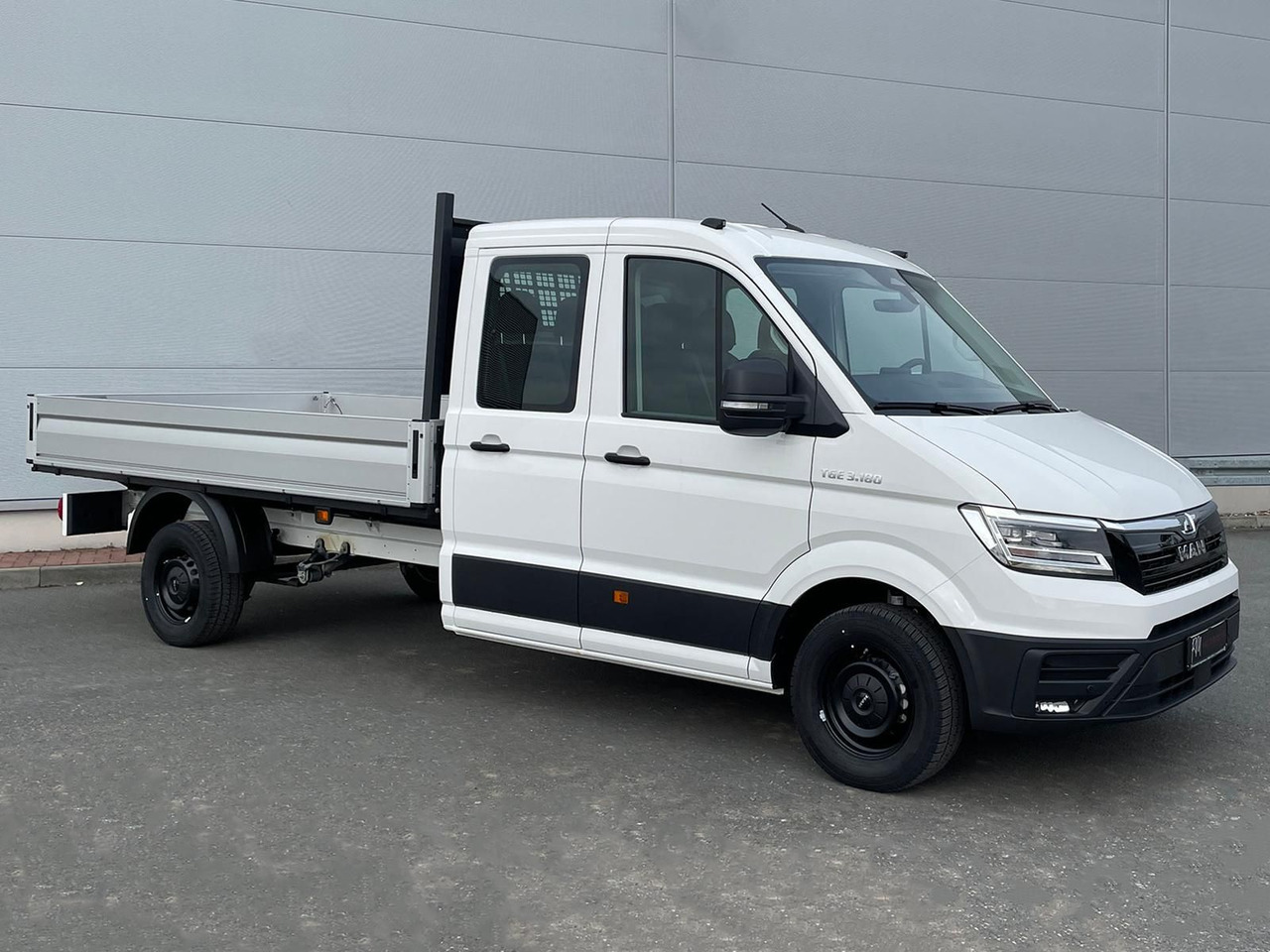 MAN TGE 3.180 Pritsche DOKA LR AHK SITZHZ STANDHZ - Autoutilitară cu platformă, Autoutilitară cabină dublă: Foto 2 MAN TGE 3.180 Pritsche DOKA LR AHK SITZHZ STANDHZ - Autoutilitară cu platformă, Autoutilitară cabină dublă: Foto 2
