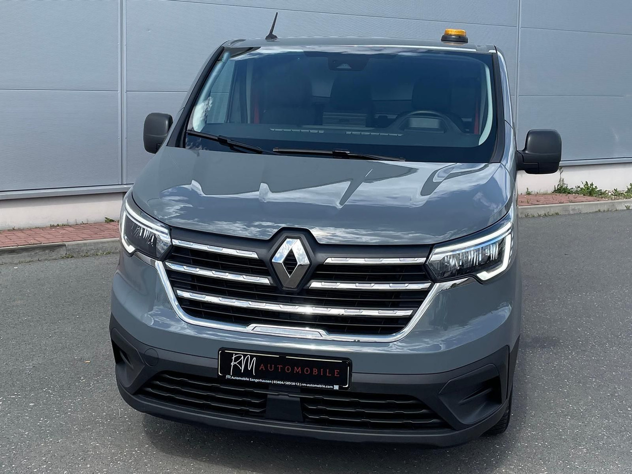 Renault Trafic Kasten RED EDITION L1H1 AHK LED DAB MFL - Transport persoane: Foto 4 Renault Trafic Kasten RED EDITION L1H1 AHK LED DAB MFL - Transport persoane: Foto 4