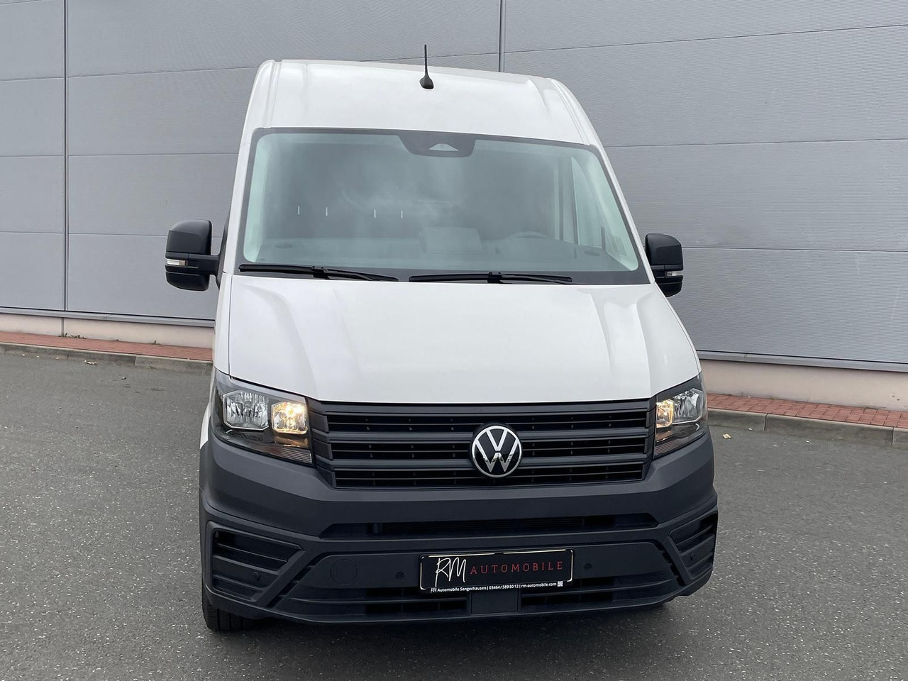 Volkswagen Crafter Kasten 35 L3H3 KAMERA SITZHZ DAB - Dubă: Foto 3 Volkswagen Crafter Kasten 35 L3H3 KAMERA SITZHZ DAB - Dubă: Foto 3