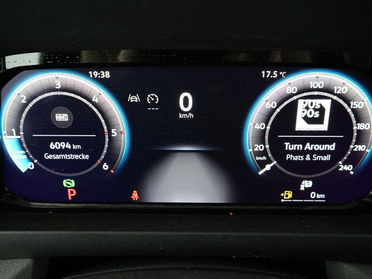 Volkswagen Crafter Kasten 35 L3H3 NAVI KLIMA DAB PDC - Transport persoane: Foto 5 Volkswagen Crafter Kasten 35 L3H3 NAVI KLIMA DAB PDC - Transport persoane: Foto 5