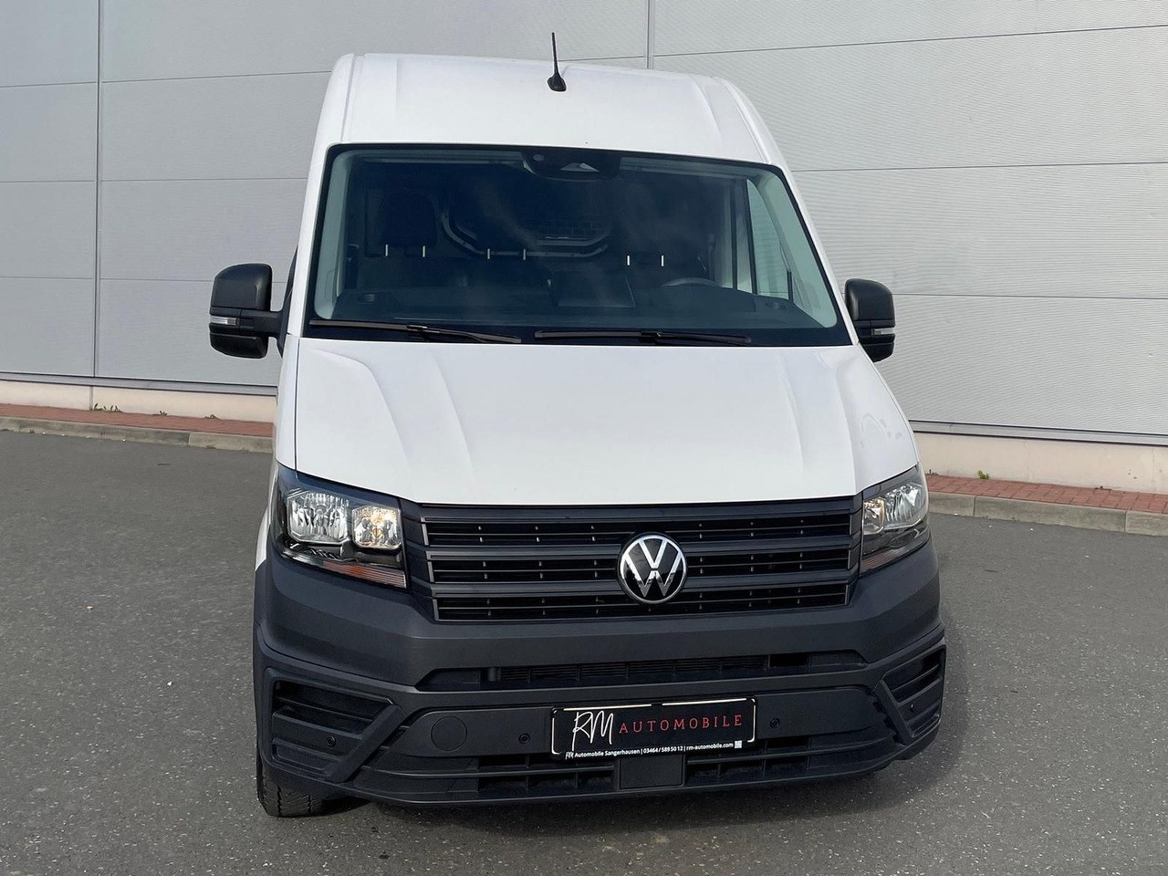 Volkswagen Crafter Kasten 35 L4H3 MFL DAB KLIMA KAMERA - Transport persoane: Foto 3 Volkswagen Crafter Kasten 35 L4H3 MFL DAB KLIMA KAMERA - Transport persoane: Foto 3