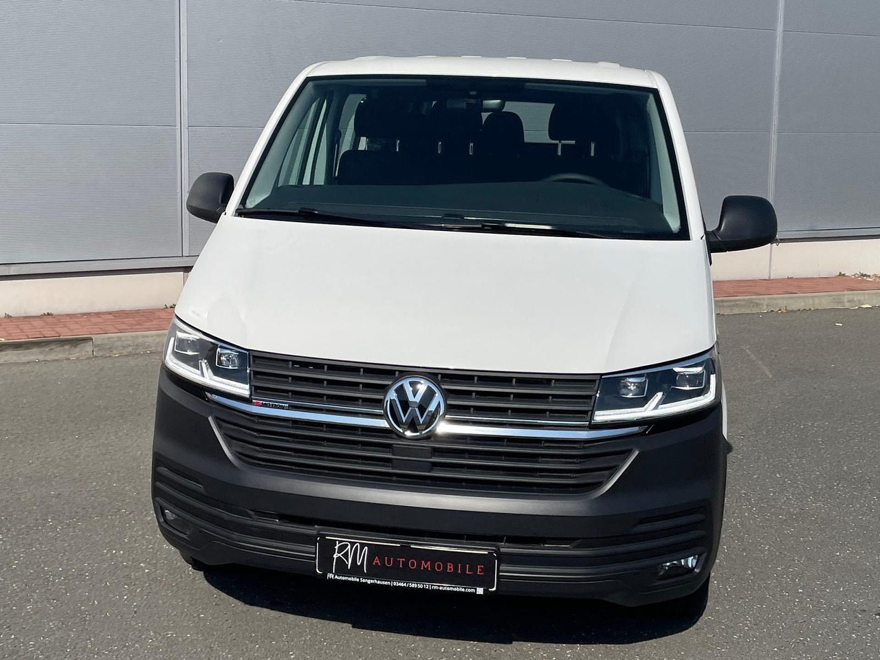 Volkswagen T6.1 Transporter MIXTO lang 4M MFL LED TEMPOMAT - Transport persoane: Foto 4 Volkswagen T6.1 Transporter MIXTO lang 4M MFL LED TEMPOMAT - Transport persoane: Foto 4