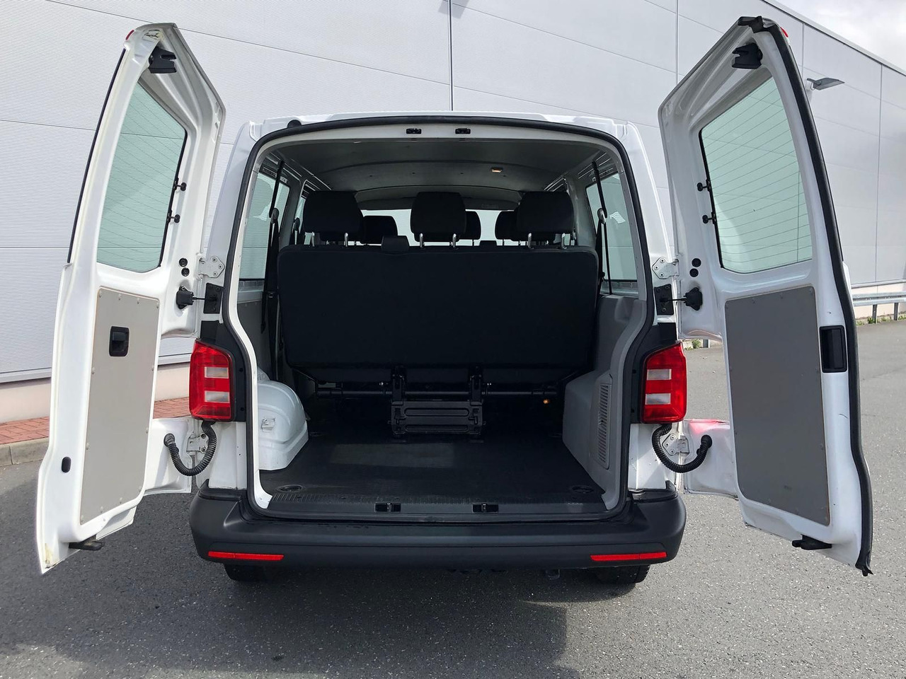 Microbuz, Transport persoane Volkswagen T6 Transporter 2.0 TDI Kombi lang 9-SITZE TEMP: Foto 21