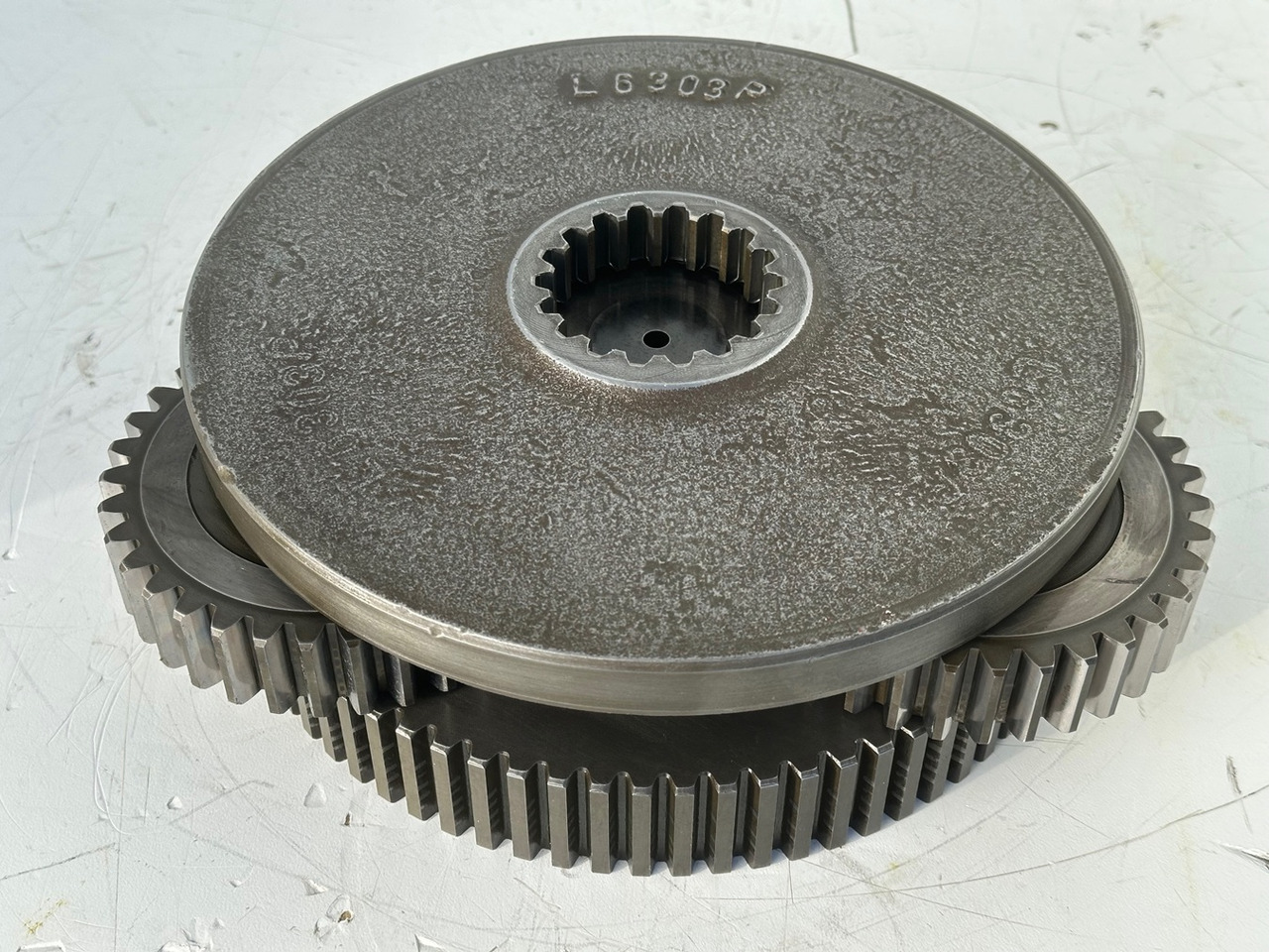 LIEBHERR Original Planetenträger ID-Nr.944171103 mit Planetenräder ID-Nr.944110603-ID-Nr.90201469 mit Lamellenträger ID-Nr.944112103. A900C,A944B,E942,LOS942,LOS944,P942,P944,R942,R944,R944B. #HRV# - Reductor de rotire pentru Excavator: Foto 4 LIEBHERR Original Planetenträger ID-Nr.944171103 mit Planetenräder ID-Nr.944110603-ID-Nr.90201469 mit Lamellenträger ID-Nr.944112103. A900C,A944B,E942,LOS942,LOS944,P942,P944,R942,R944,R944B. #HRV# - Reductor de rotire pentru Excavator: Foto 4