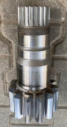 Liebherr Abtriebswelle ID-Nr.90009253 – ID-Nr.12544497. SAT250/278, SAT250/287, SAT250A300. #AB.90009253# - Reductor de rotire pentru Excavator: Foto 4 Liebherr Abtriebswelle ID-Nr.90009253 – ID-Nr.12544497. SAT250/278, SAT250/287, SAT250A300. #AB.90009253# - Reductor de rotire pentru Excavator: Foto 4