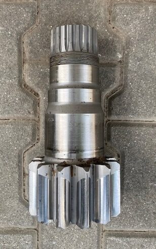 Liebherr Abtriebswelle ID-Nr.90009253 – ID-Nr.12544497. SAT250/278, SAT250/287, SAT250A300. #AB.90009253# - Reductor de rotire pentru Excavator: Foto 1 Liebherr Abtriebswelle ID-Nr.90009253 – ID-Nr.12544497. SAT250/278, SAT250/287, SAT250A300. #AB.90009253# - Reductor de rotire pentru Excavator: Foto 1