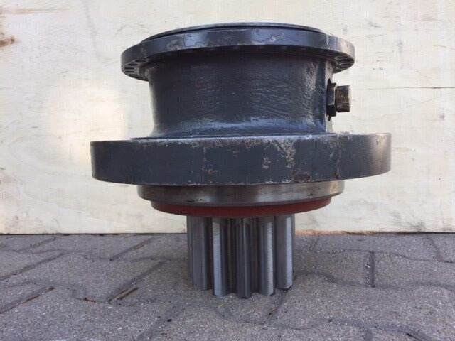 Liebherr Abtriebswellengehäuse ID-Nr.90013701 mit Abtriebswelle ID-Nr.90204999.  SAT275/260 - SAT275/261 - SAT275/266 - SAT275/289.  #1063# - Reductor de rotire pentru Excavator: Foto 2 Liebherr Abtriebswellengehäuse ID-Nr.90013701 mit Abtriebswelle ID-Nr.90204999.  SAT275/260 - SAT275/261 - SAT275/266 - SAT275/289.  #1063# - Reductor de rotire pentru Excavator: Foto 2