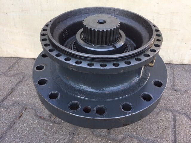 Liebherr Abtriebswellengehäuse ID-Nr.90013701 mit Abtriebswelle ID-Nr.90204999.  SAT275/260 - SAT275/261 - SAT275/266 - SAT275/289.  #1063# - Reductor de rotire pentru Excavator: Foto 3 Liebherr Abtriebswellengehäuse ID-Nr.90013701 mit Abtriebswelle ID-Nr.90204999.  SAT275/260 - SAT275/261 - SAT275/266 - SAT275/289.  #1063# - Reductor de rotire pentru Excavator: Foto 3