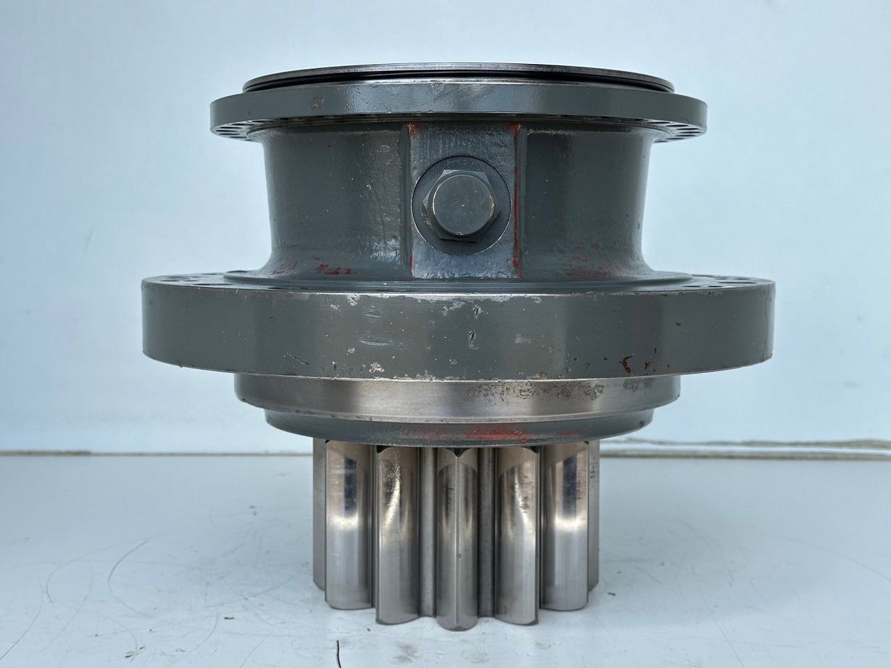 Liebherr Abtriebswellengehäuse ID-Nr.90013701 mit Abtriebswelle ID-Nr.90214087. SAT275A290. R922 LC-1486. R924 LC-1487. #1769#033# - Reductor de rotire pentru Excavator pe şenile: Foto 1 Liebherr Abtriebswellengehäuse ID-Nr.90013701 mit Abtriebswelle ID-Nr.90214087. SAT275A290. R922 LC-1486. R924 LC-1487. #1769#033# - Reductor de rotire pentru Excavator pe şenile: Foto 1