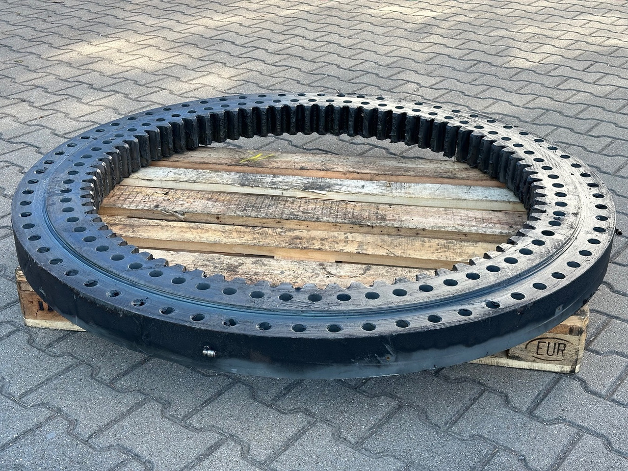Liebherr Drehkranz - Kugeldrehverbindung Typ:KUD120 VJ 001. ID-Nr.969077501. MK 88, MK88 Plus. #969077501.10178# - Rulment rotire pentru Automacara: Foto 4 Liebherr Drehkranz - Kugeldrehverbindung Typ:KUD120 VJ 001. ID-Nr.969077501. MK 88, MK88 Plus. #969077501.10178# - Rulment rotire pentru Automacara: Foto 4