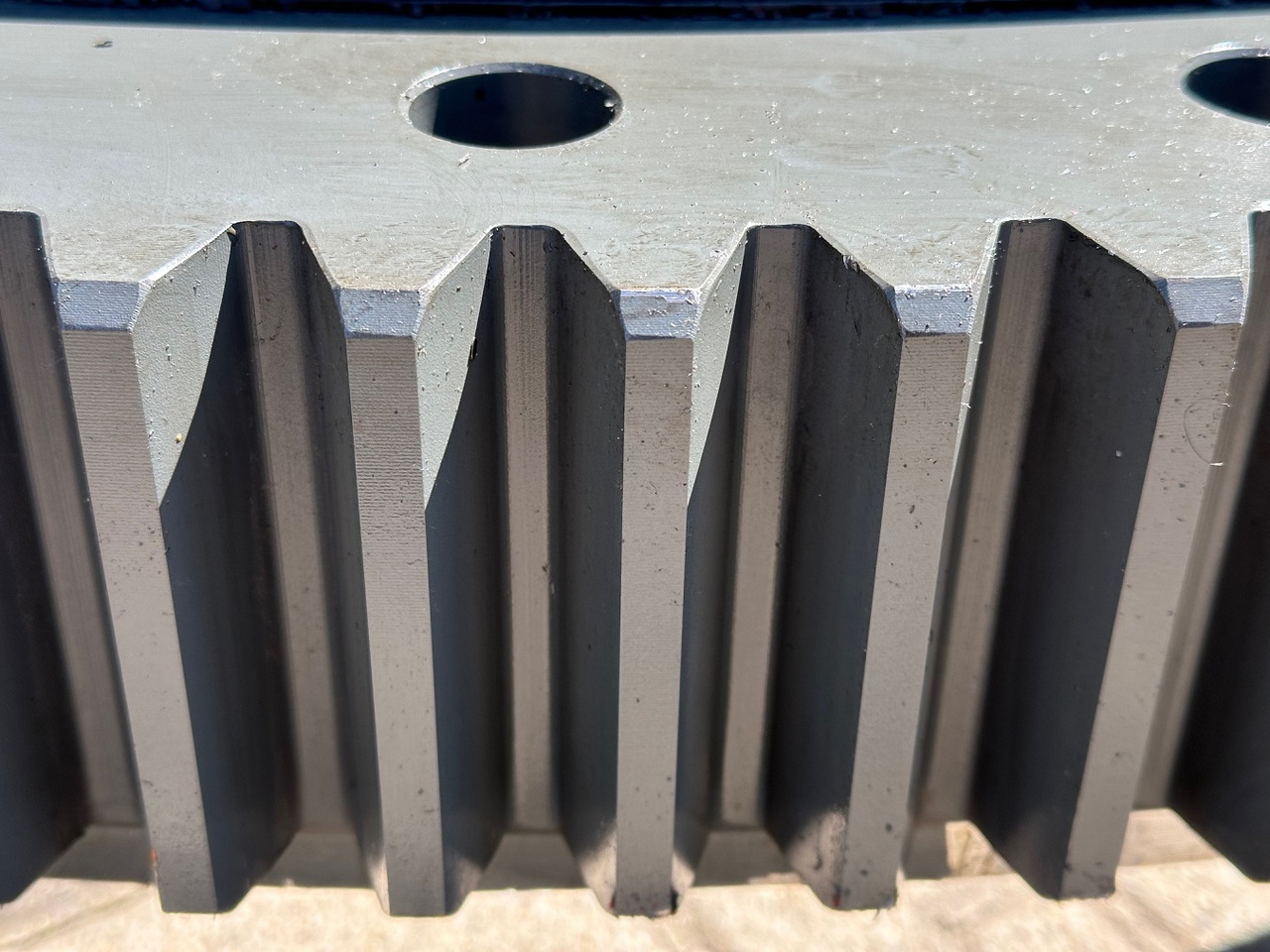 Rulment rotire pentru Utilaje constructii Liebherr Drehkranz - Kugeldrehverbindung Typ:KUD138 VA 002. ID-Nr.982757001. #159.10118#: Foto 8 Rulment rotire pentru Utilaje constructii Liebherr Drehkranz - Kugeldrehverbindung Typ:KUD138 VA 002. ID-Nr.982757001. #159.10118#: Foto 8