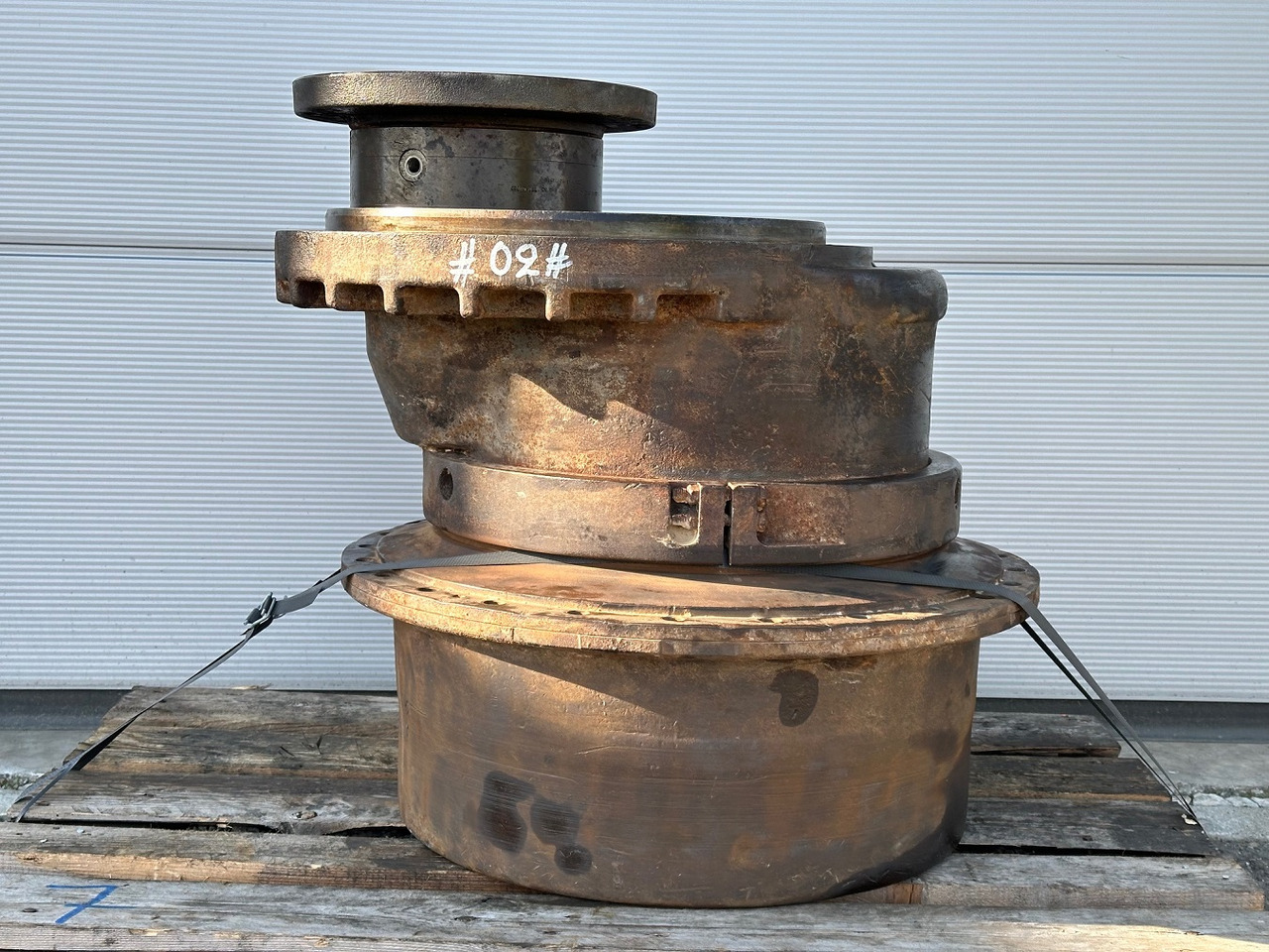 Liebherr Fahrantrieb FAT450E510. ID-Nr.970351501 - ID-Nr.90025195 - ID-Nr.90203584. LR634-992, LU755D-999, O634-992, PR734-4L-1481,PR734-4XL-1659. #10739.02# - Transmisie finală pentru Buldozer: Foto 2 Liebherr Fahrantrieb FAT450E510. ID-Nr.970351501 - ID-Nr.90025195 - ID-Nr.90203584. LR634-992, LU755D-999, O634-992, PR734-4L-1481,PR734-4XL-1659. #10739.02# - Transmisie finală pentru Buldozer: Foto 2