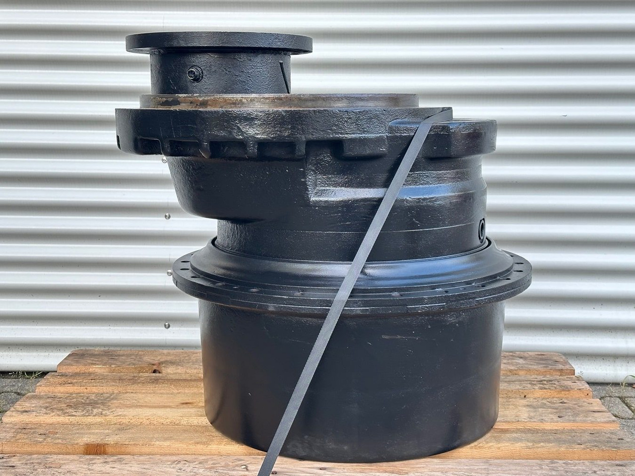 Liebherr Fahrantrieb FAT500E502. ID-Nr.933127201. PR734L-724 - PR734XL-725 - PR734LGP-726. #11193.01# - Transmisie finală pentru Buldozer: Foto 1 Liebherr Fahrantrieb FAT500E502. ID-Nr.933127201. PR734L-724 - PR734XL-725 - PR734LGP-726. #11193.01# - Transmisie finală pentru Buldozer: Foto 1