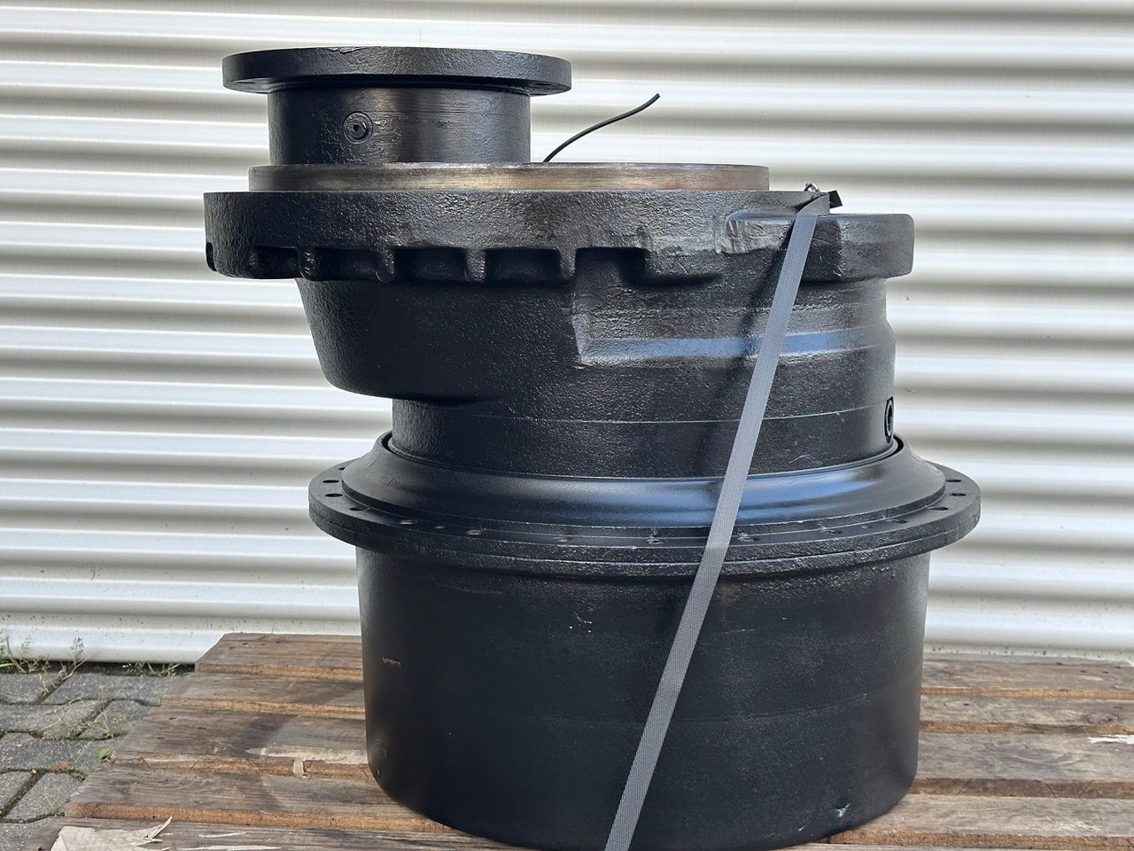 Liebherr Fahrantrieb FAT500E502. ID-Nr.933127201. PR734L-724 - PR734XL-725 - PR734LGP-726. #11193.02# - Transmisie finală pentru Utilaje constructii: Foto 1 Liebherr Fahrantrieb FAT500E502. ID-Nr.933127201. PR734L-724 - PR734XL-725 - PR734LGP-726. #11193.02# - Transmisie finală pentru Utilaje constructii: Foto 1