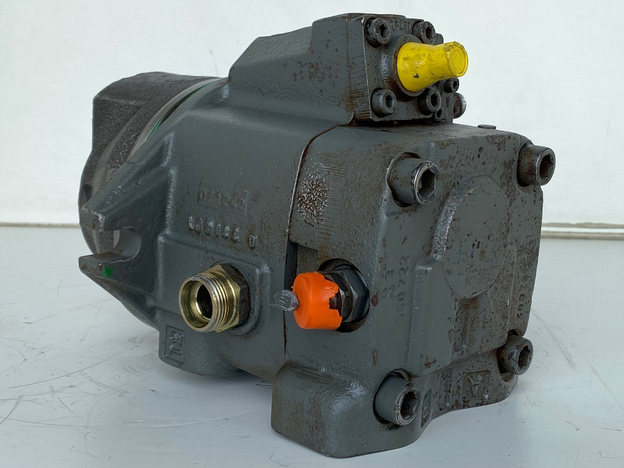Liebherr Hydraulikeinbaumotor FMV075, ID-Nr.9073978. LOS914, LOS924, R902, R904, R912, R914, R922, R924, R924 COMP, R924 COMPA. #13038# - Motor hidraulic pentru Excavator pe şenile: Foto 5 Liebherr Hydraulikeinbaumotor FMV075, ID-Nr.9073978. LOS914, LOS924, R902, R904, R912, R914, R922, R924, R924 COMP, R924 COMPA. #13038# - Motor hidraulic pentru Excavator pe şenile: Foto 5