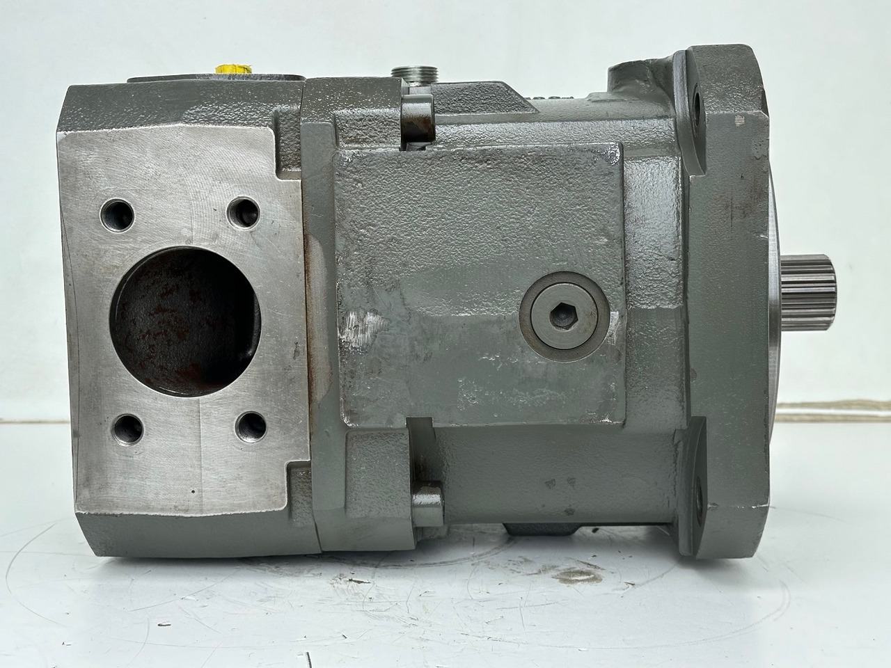 Pompa hidraulica pentru Excavator pe roţi Liebherr Hydraulikverstellpumpe Typ:DPV O 165.   ID-Nr.10120060 - ID-Nr.10144915.   LH120 C-1103, LH120 CG-1103, LH120 M-1102.   #10144915.13342#: Foto 6