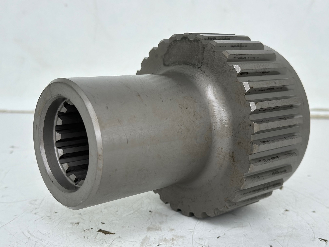Liebherr Lamellenträger ID-Nr.90218052. FAT500F522, FAT500F528, FAT500F529, FAT500F559. PR73605, PR7363, PR7364. #90218052.01# - Transmisie finală pentru Utilaje constructii: Foto 5 Liebherr Lamellenträger ID-Nr.90218052. FAT500F522, FAT500F528, FAT500F529, FAT500F559. PR73605, PR7363, PR7364. #90218052.01# - Transmisie finală pentru Utilaje constructii: Foto 5