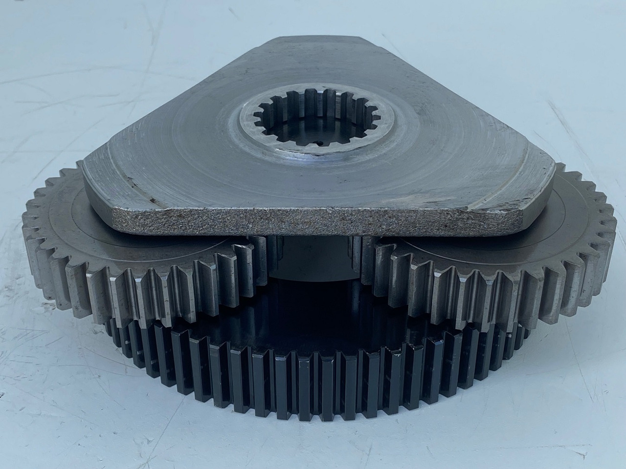 Liebherr Lamellenträger ID-Nr.944390203 - Planetenräder ID-Nr.90213984 - Planetenträger ID-Nr.944390003.   SAT250/278 - SAT250/287 - SAT250A300. #PLA1550# - Reductor de rotire pentru Excavator pe şenile: Foto 5 Liebherr Lamellenträger ID-Nr.944390203 - Planetenräder ID-Nr.90213984 - Planetenträger ID-Nr.944390003.   SAT250/278 - SAT250/287 - SAT250A300. #PLA1550# - Reductor de rotire pentru Excavator pe şenile: Foto 5