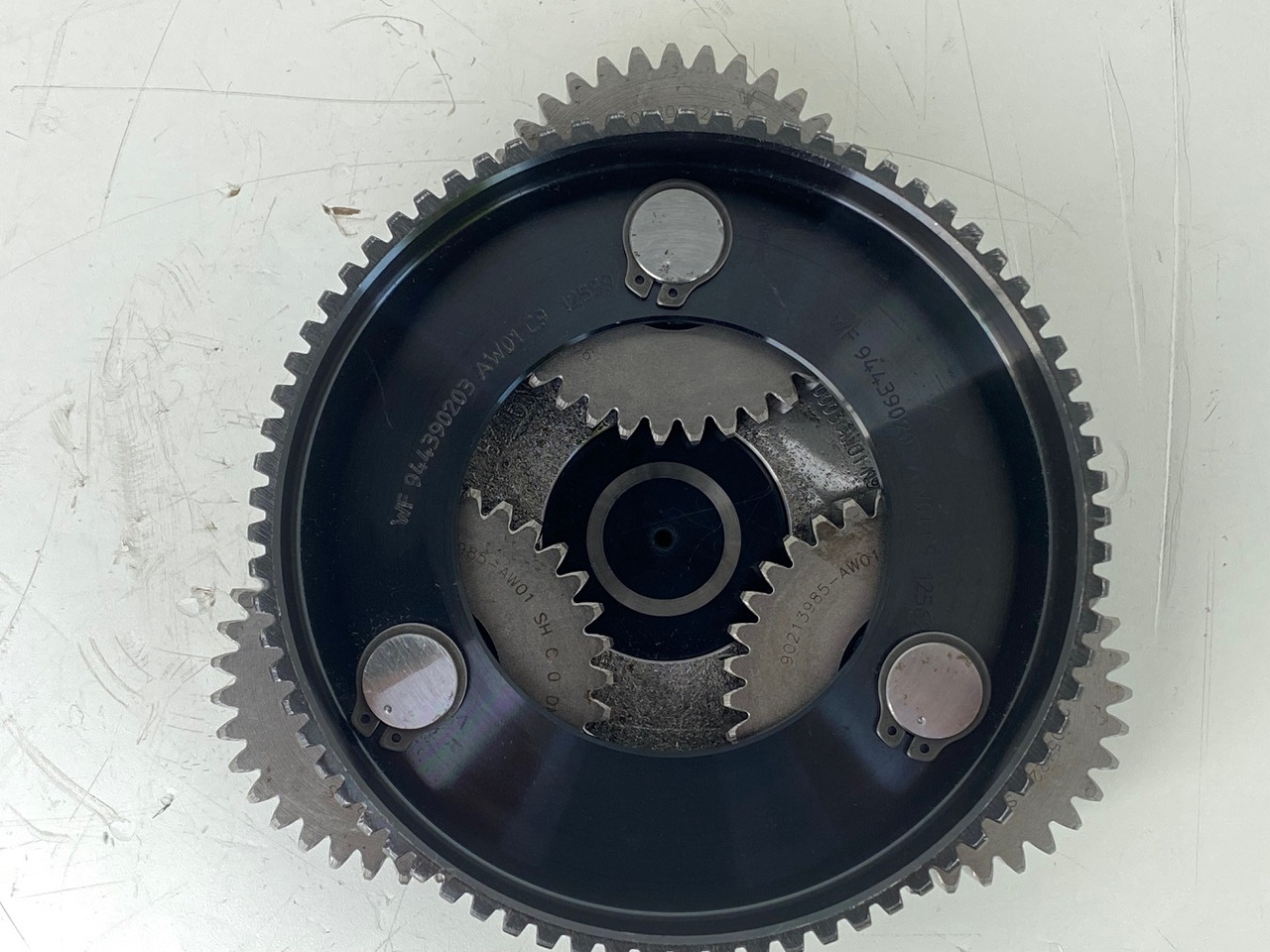 Liebherr Lamellenträger ID-Nr.944390203 - Planetenräder ID-Nr.90213984 - Planetenträger ID-Nr.944390003.   SAT250/278 - SAT250/287 - SAT250A300. #PLA1550# - Reductor de rotire pentru Excavator pe şenile: Foto 3 Liebherr Lamellenträger ID-Nr.944390203 - Planetenräder ID-Nr.90213984 - Planetenträger ID-Nr.944390003.   SAT250/278 - SAT250/287 - SAT250A300. #PLA1550# - Reductor de rotire pentru Excavator pe şenile: Foto 3