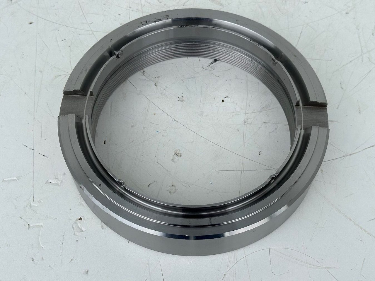 Liebherr Original Nutmutter ID-Nr.9443117 - ID-Nr.944311703. LH110,A974,LOS974,P974,P976,R974,R976,R980,P994,P995,R944,R995. #944311703.31.07# - Reductor de rotire pentru Utilaje constructii: Foto 1 Liebherr Original Nutmutter ID-Nr.9443117 - ID-Nr.944311703. LH110,A974,LOS974,P974,P976,R974,R976,R980,P994,P995,R944,R995. #944311703.31.07# - Reductor de rotire pentru Utilaje constructii: Foto 1