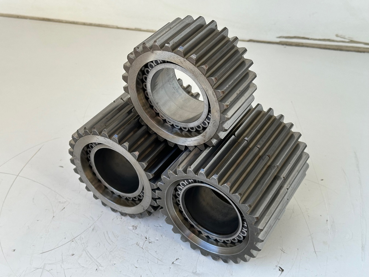 Liebherr Planetenrad ID-Nr.90024935. FAT400P112 - FAT400P130 - FAT400P139. R926, R928, R930, R934, R936, R938, R940, R944, R946, R950 T. #90024935.01.51139# - Cutie de viteze pentru Utilaje constructii: Foto 3 Liebherr Planetenrad ID-Nr.90024935. FAT400P112 - FAT400P130 - FAT400P139. R926, R928, R930, R934, R936, R938, R940, R944, R946, R950 T. #90024935.01.51139# - Cutie de viteze pentru Utilaje constructii: Foto 3