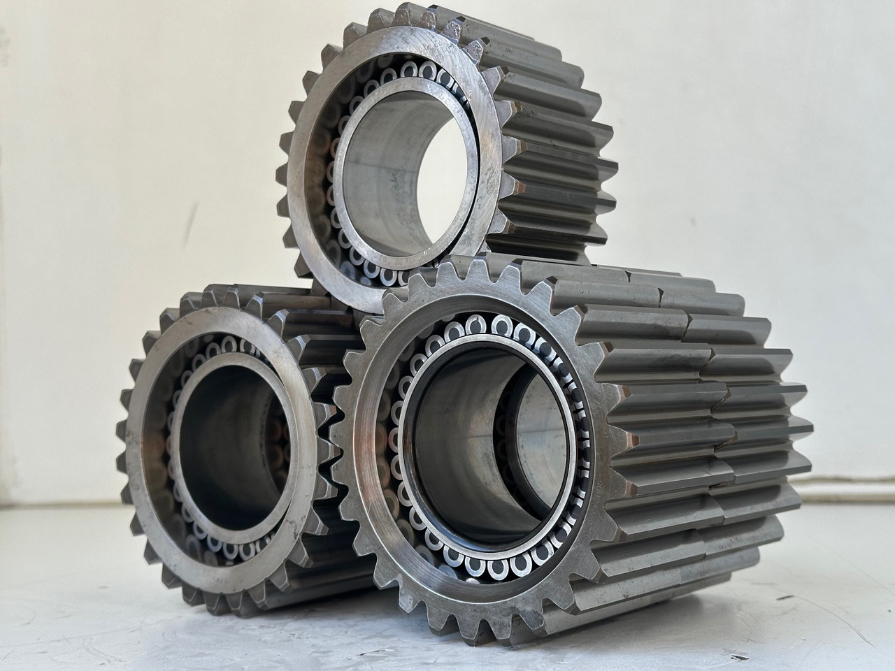 Liebherr Planetenrad ID-Nr.90024935. FAT400P112 - FAT400P130 - FAT400P139. R926, R928, R930, R934, R936, R938, R940, R944, R946, R950 T. #90024935.01.51139# - Cutie de viteze pentru Utilaje constructii: Foto 2 Liebherr Planetenrad ID-Nr.90024935. FAT400P112 - FAT400P130 - FAT400P139. R926, R928, R930, R934, R936, R938, R940, R944, R946, R950 T. #90024935.01.51139# - Cutie de viteze pentru Utilaje constructii: Foto 2