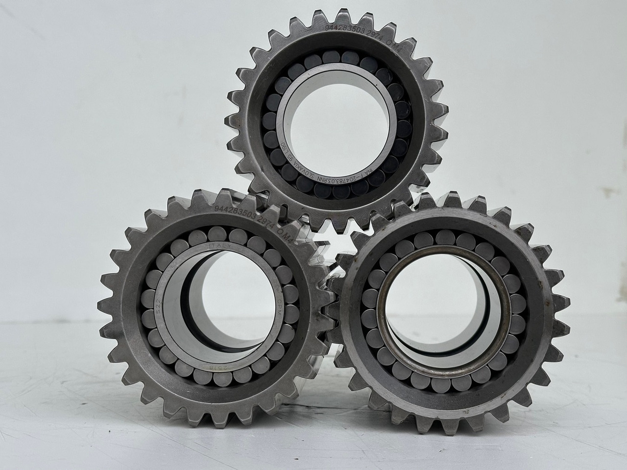 Liebherr Planetenrad ID-Nr.9442834-ID-Nr.944283403. FAT350-FAT350P022-FAT350P032-FAT350P059-FAT350P062-FAT350P068-FAT350P079. LH22,R313,R317,R900,R902,R904,R912,R914,R922,R924. #944283503.27.12.01# - Transmisie finală pentru Utilaje constructii: Foto 4 Liebherr Planetenrad ID-Nr.9442834-ID-Nr.944283403. FAT350-FAT350P022-FAT350P032-FAT350P059-FAT350P062-FAT350P068-FAT350P079. LH22,R313,R317,R900,R902,R904,R912,R914,R922,R924. #944283503.27.12.01# - Transmisie finală pentru Utilaje constructii: Foto 4