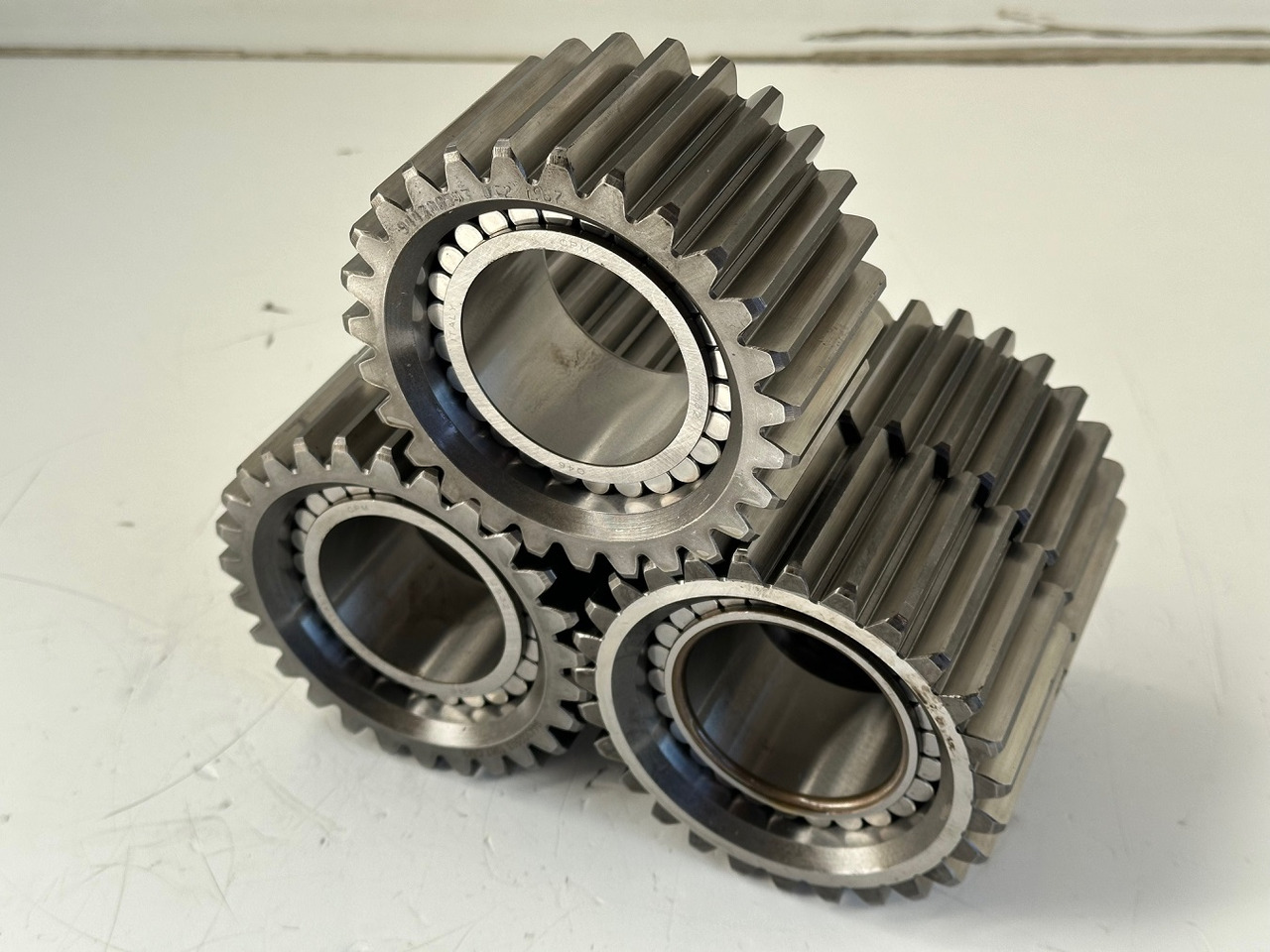 Liebherr Planetenrad ID-Nr.9443004 - ID-Nr.944300403. FAT400-FAT400/018-FAT400P018-FAT400P063-FAT400P073-FAT400P092. R934 IND,R906,R914,R916,R922,R924,R932,R934,R936,R942,R944. #944300503.18.12# - Transmisie finală pentru Excavator pe şenile: Foto 3 Liebherr Planetenrad ID-Nr.9443004 - ID-Nr.944300403. FAT400-FAT400/018-FAT400P018-FAT400P063-FAT400P073-FAT400P092. R934 IND,R906,R914,R916,R922,R924,R932,R934,R936,R942,R944. #944300503.18.12# - Transmisie finală pentru Excavator pe şenile: Foto 3