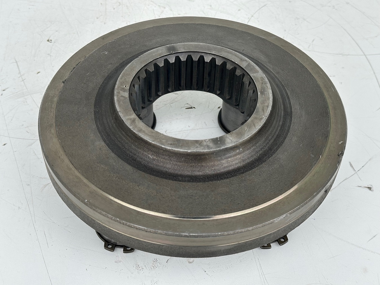 Liebherr Planetenträger ID-Nr.944306303 - ID-Nr.9443063.  A924, A934, LH30, LH35, R906, R916, R922, R924, R926, R932, R934, R944.  #944306303.L6.1000# - Reductor de rotire pentru Utilaje constructii: Foto 3 Liebherr Planetenträger ID-Nr.944306303 - ID-Nr.9443063.  A924, A934, LH30, LH35, R906, R916, R922, R924, R926, R932, R934, R944.  #944306303.L6.1000# - Reductor de rotire pentru Utilaje constructii: Foto 3