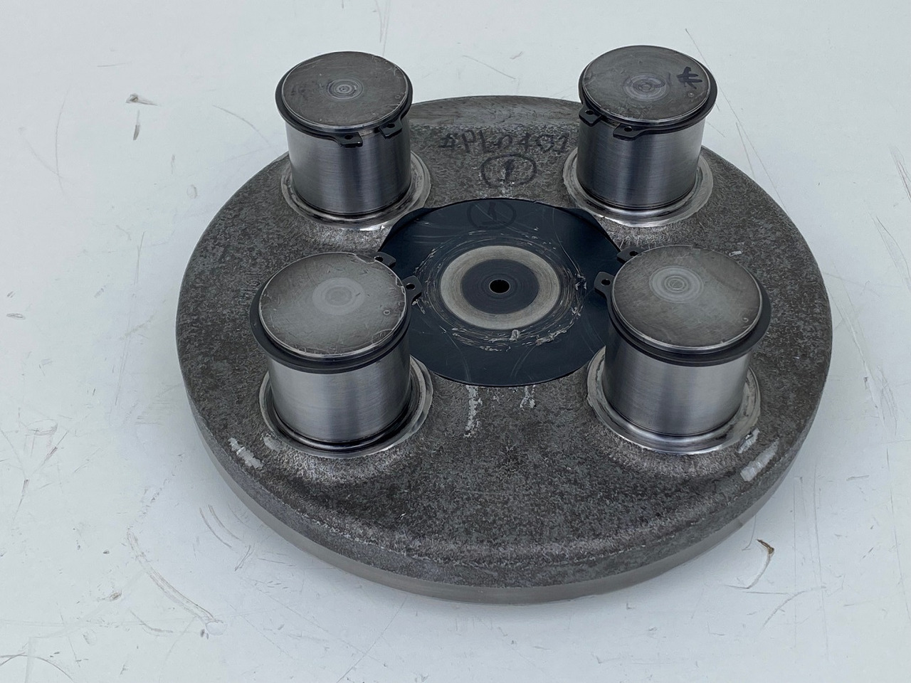 Liebherr Planetenträger ID-Nr.944306303 - ID-Nr.9443063.  #PL0401.01# - Reductor de rotire pentru Excavator pe şenile: Foto 1 Liebherr Planetenträger ID-Nr.944306303 - ID-Nr.9443063.  #PL0401.01# - Reductor de rotire pentru Excavator pe şenile: Foto 1