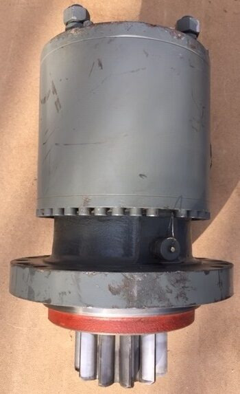 Liebherr Schwenkantrieb SAT250/283, ID-Nr.90203235 - ID-Nr.90203237 - ID-Nr.90208630. - Reductor de rotire pentru Excavator pe şenile: Foto 1 Liebherr Schwenkantrieb SAT250/283, ID-Nr.90203235 - ID-Nr.90203237 - ID-Nr.90208630. - Reductor de rotire pentru Excavator pe şenile: Foto 1