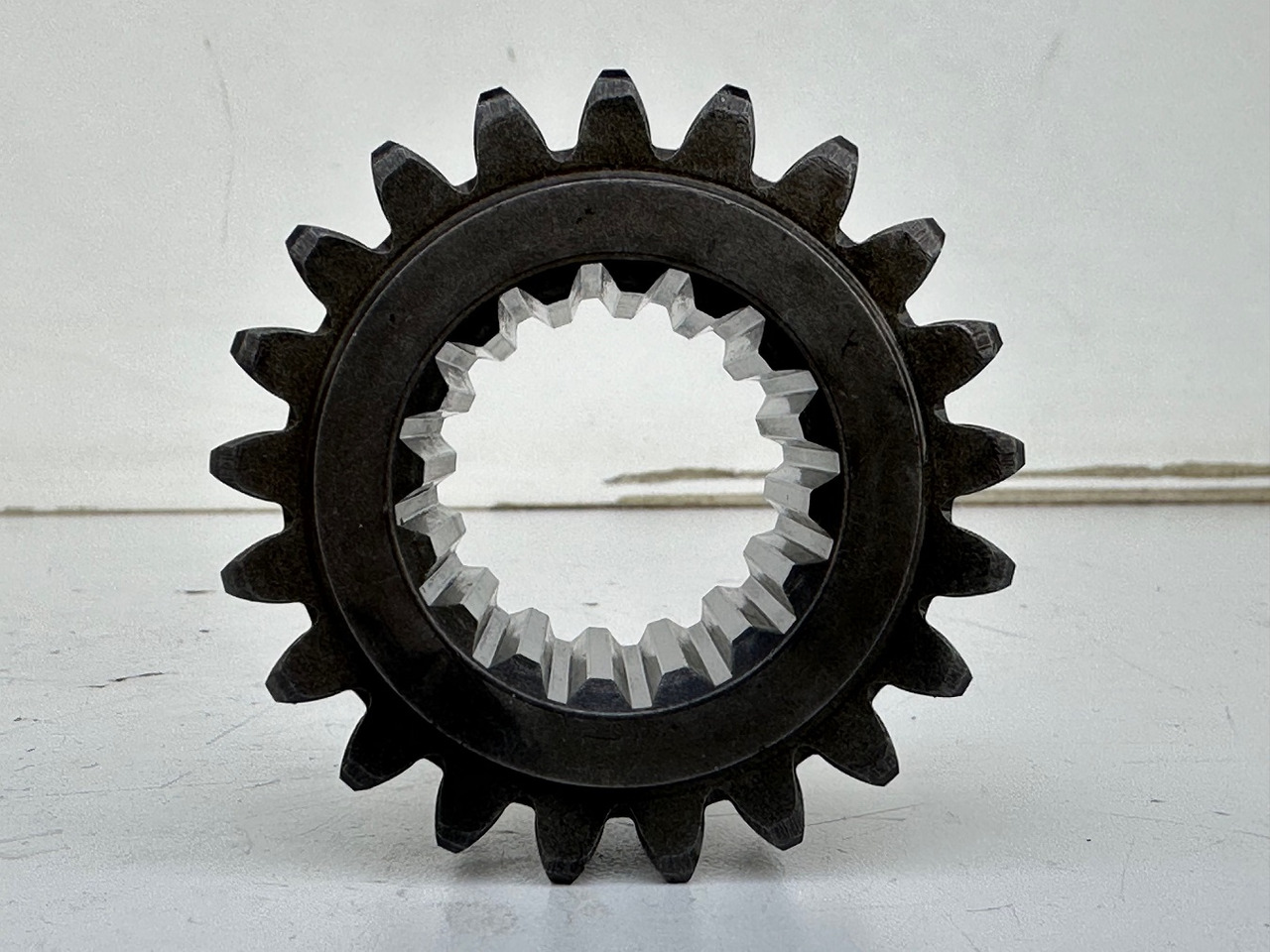 Reductor de rotire pentru Excavator Liebherr Sonnenrad ID-Nr.9443067 - ID-Nr.944306703. SAT275/222, SAT275/232 - SAT275/255. A932, A934, E932, P932, P934, R932, R934B, R934 C, R944 C T, R944 C TUN. #SO.944306703#: Foto 6 Reductor de rotire pentru Excavator Liebherr Sonnenrad ID-Nr.9443067 - ID-Nr.944306703. SAT275/222, SAT275/232 - SAT275/255. A932, A934, E932, P932, P934, R932, R934B, R934 C, R944 C T, R944 C TUN. #SO.944306703#: Foto 6