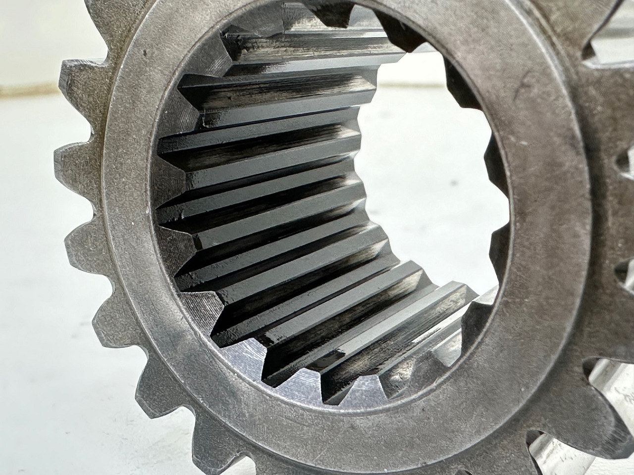 Reductor de rotire pentru Excavator Liebherr Sonnenrad ID-Nr.9443067 - ID-Nr.944306703. SAT275/222, SAT275/232 - SAT275/255. A932, A934, E932, P932, P934, R932, R934B, R934 C, R944 C T, R944 C TUN. #SO.944306703#: Foto 10 Reductor de rotire pentru Excavator Liebherr Sonnenrad ID-Nr.9443067 - ID-Nr.944306703. SAT275/222, SAT275/232 - SAT275/255. A932, A934, E932, P932, P934, R932, R934B, R934 C, R944 C T, R944 C TUN. #SO.944306703#: Foto 10