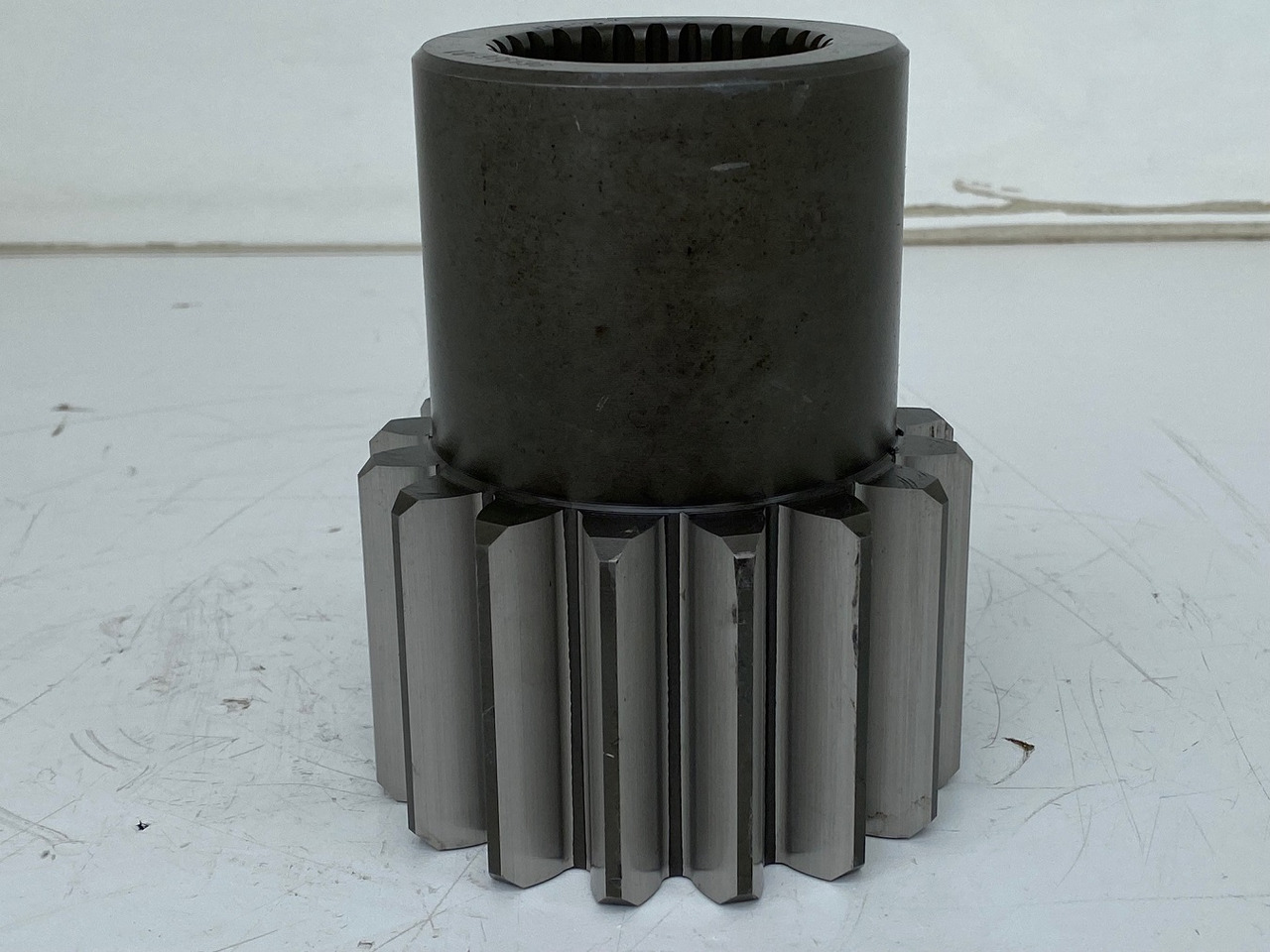 Liebherr Sonnenrad ID-Nr.969386101.  SAT700/270.    R9800.   #MISO1005# - Reductor de rotire pentru Utilaje miniere: Foto 1 Liebherr Sonnenrad ID-Nr.969386101.  SAT700/270.    R9800.   #MISO1005# - Reductor de rotire pentru Utilaje miniere: Foto 1