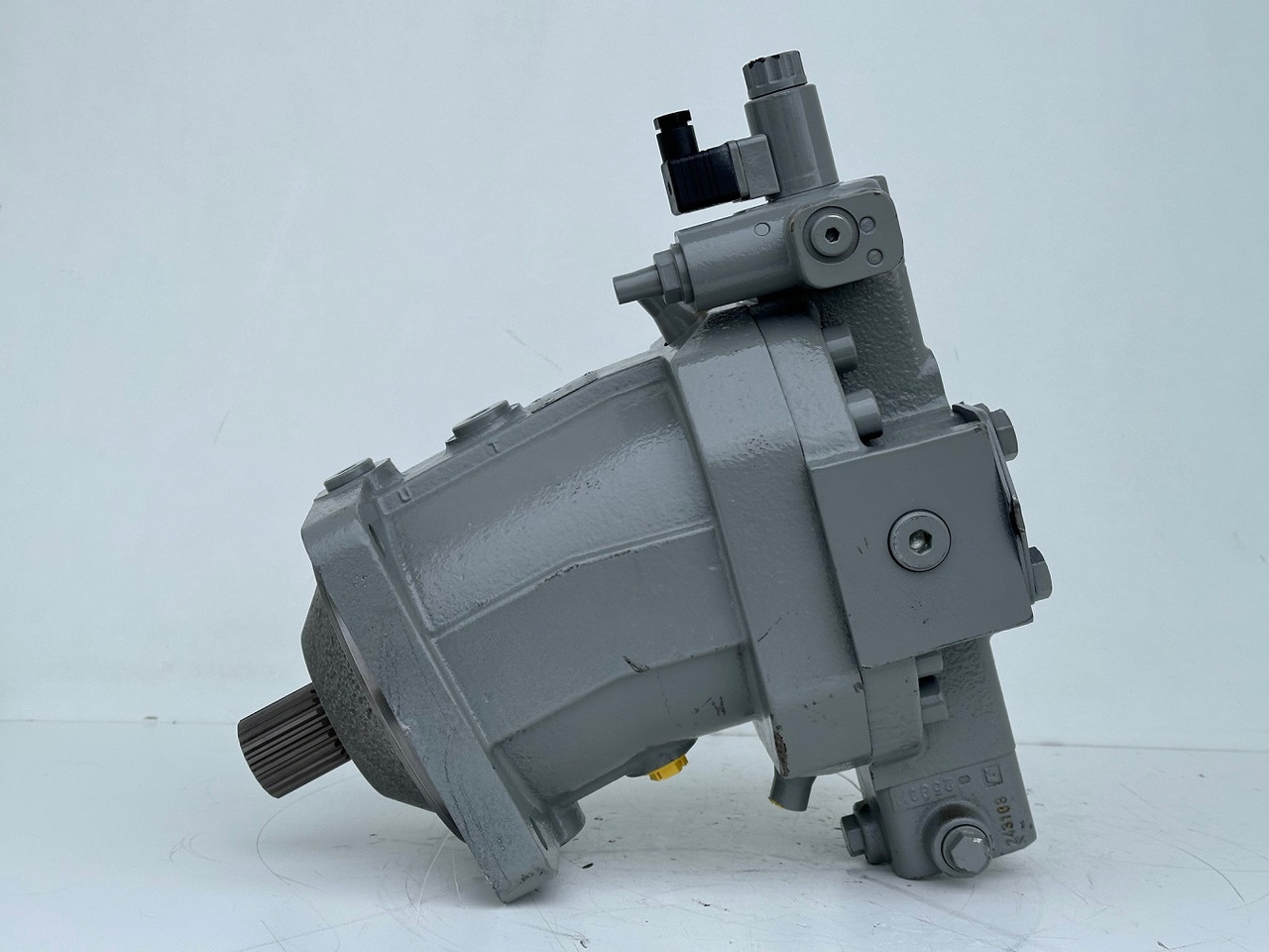 Liebherr Verstellmotor ID-Nr.510240108 - Hydromatik Rexroth Axialkolben-Verstellmotor Typ:A6VM140EP2D/63W-VZB017HB. #24338069# - Motor hidraulic pentru Macara pe senile: Foto 3 Liebherr Verstellmotor ID-Nr.510240108 - Hydromatik Rexroth Axialkolben-Verstellmotor Typ:A6VM140EP2D/63W-VZB017HB. #24338069# - Motor hidraulic pentru Macara pe senile: Foto 3
