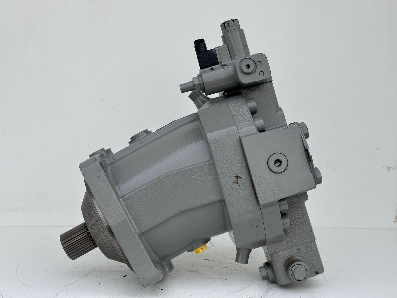 Liebherr Verstellmotor ID-Nr.510240108 - Hydromatik Rexroth Axialkolben-Verstellmotor Typ:A6VM140EP2D/63W-VZB017HB. #24338070# - Motor hidraulic pentru Macara pe senile: Foto 5 Liebherr Verstellmotor ID-Nr.510240108 - Hydromatik Rexroth Axialkolben-Verstellmotor Typ:A6VM140EP2D/63W-VZB017HB. #24338070# - Motor hidraulic pentru Macara pe senile: Foto 5