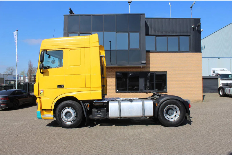 DAF XF 106.460 * EURO6 * 4X2 * - Cap tractor: Foto 2 DAF XF 106.460 * EURO6 * 4X2 * - Cap tractor: Foto 2