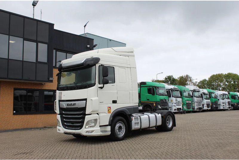 DAF XF 480 * RETARDER * 2 BIG TANK * 4X2 * - Cap tractor: Foto 1 DAF XF 480 * RETARDER * 2 BIG TANK * 4X2 * - Cap tractor: Foto 1