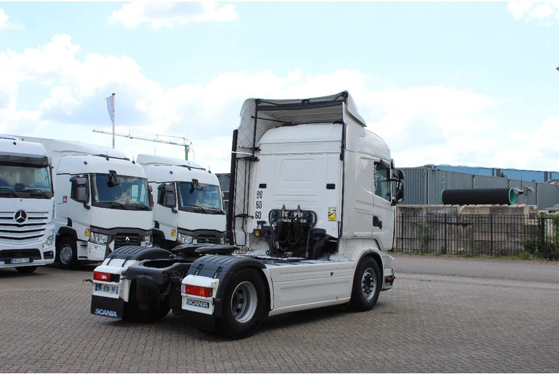 Scania R490 * RETARDER * 4X2 * FULL SPOILER * - Cap tractor: Foto 4 Scania R490 * RETARDER * 4X2 * FULL SPOILER * - Cap tractor: Foto 4